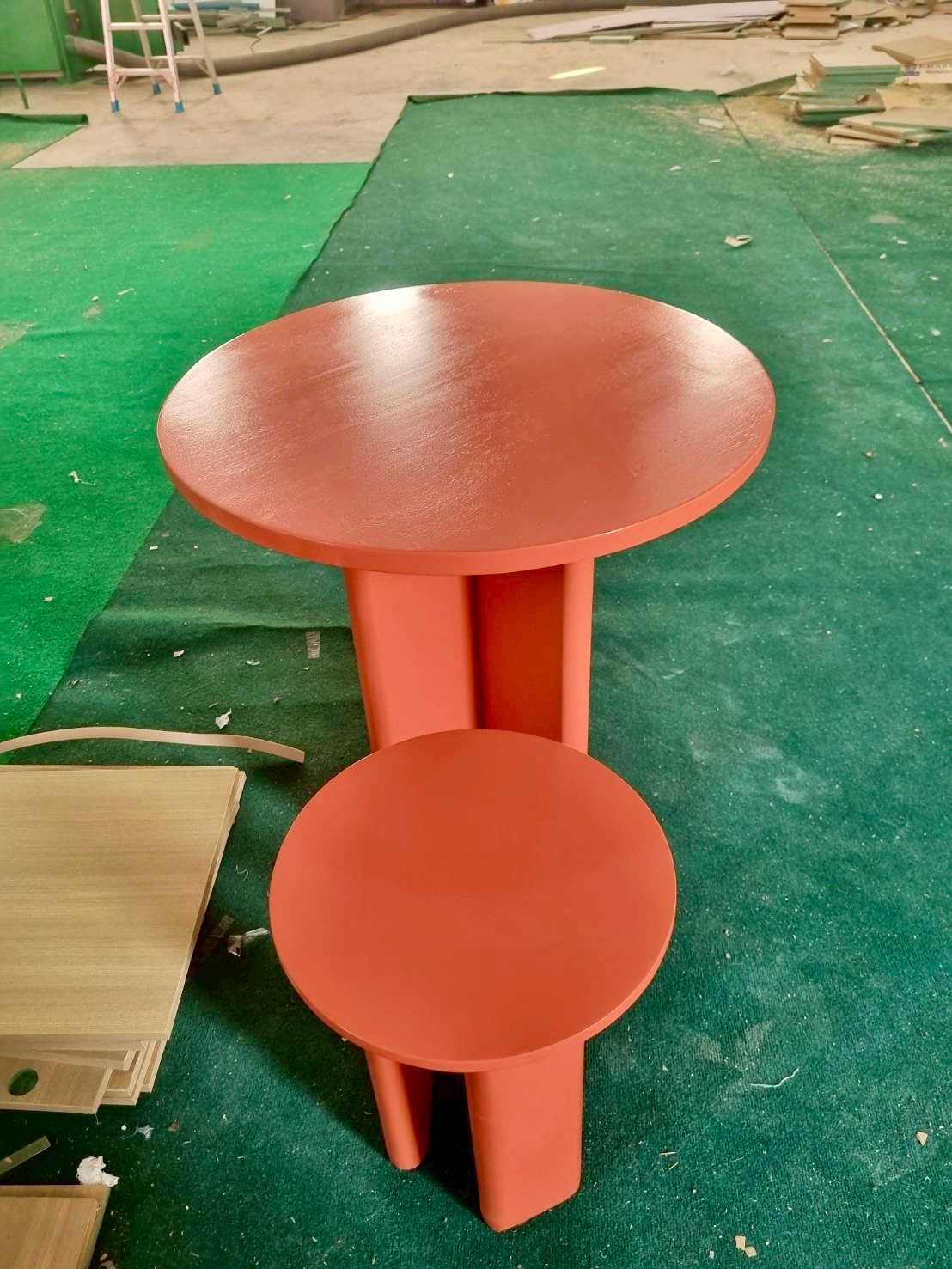 stainless-steel-table