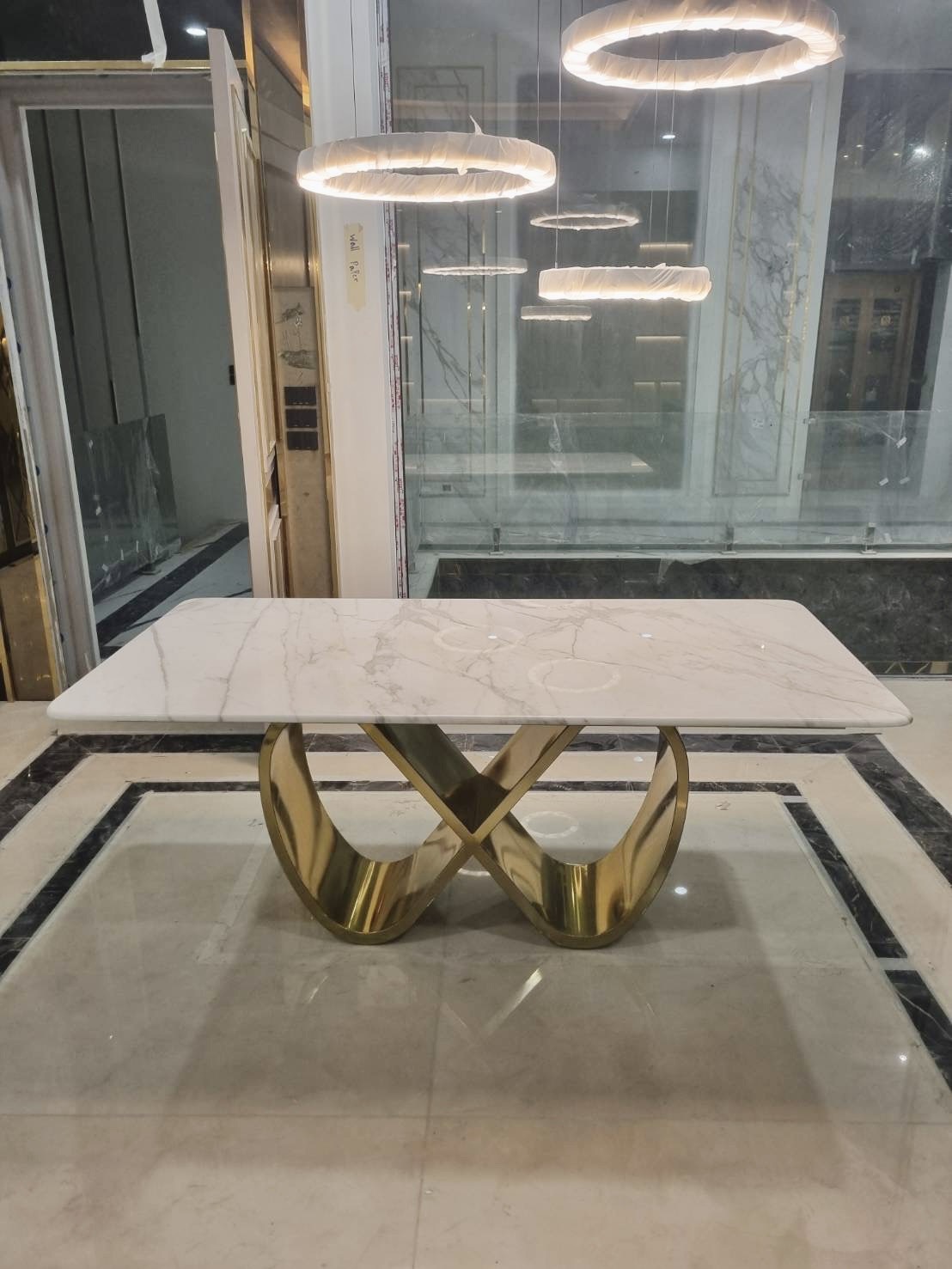 stainless-steel-table