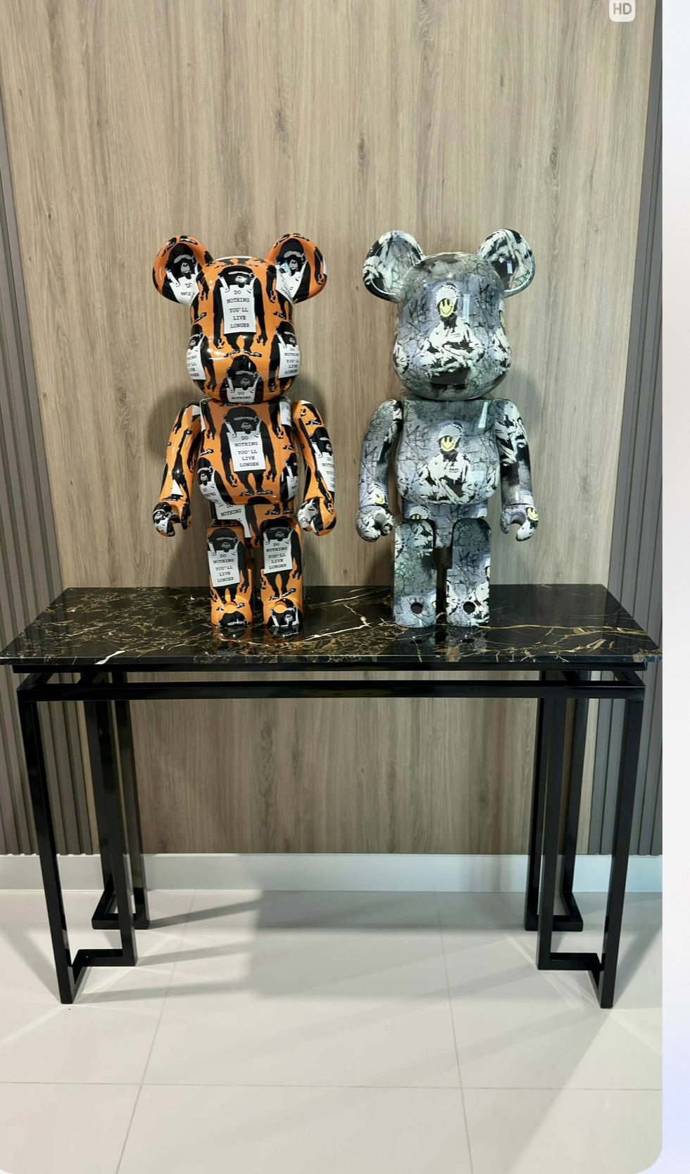 stainless-steel-table