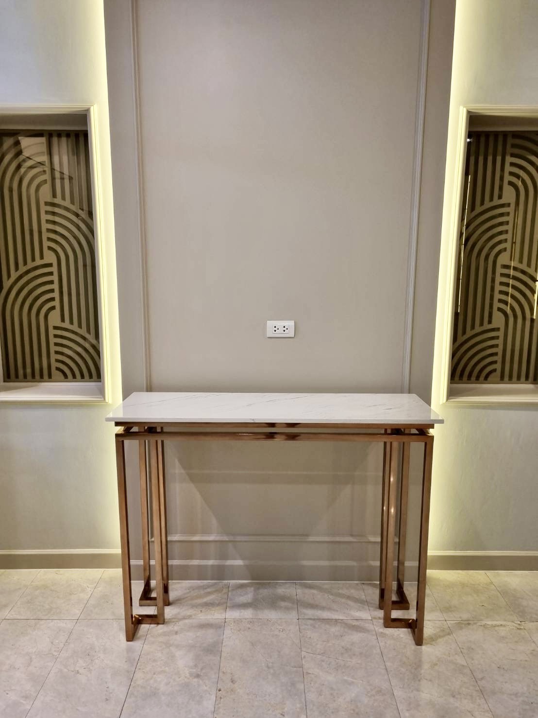 stainless-steel-table