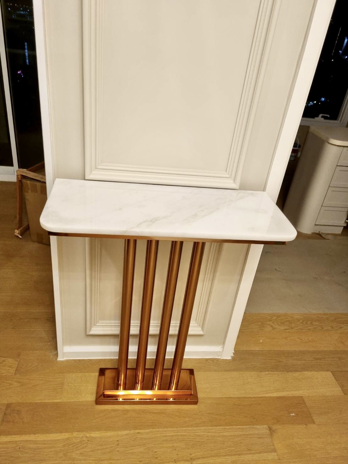 stainless-steel-table